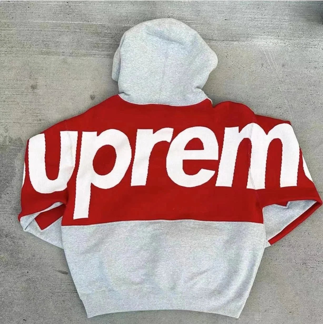 [New models on the market] Fashionable hoodie with big logo, slimming and versatile!  