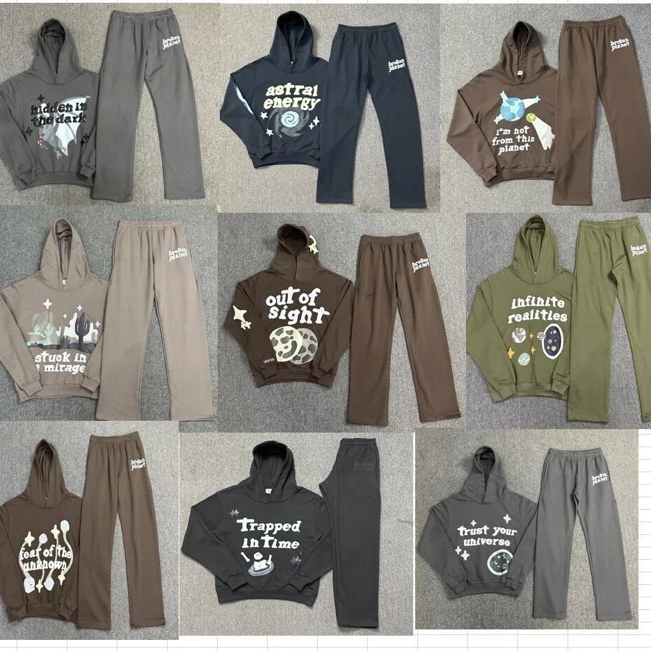 Men's graffiti print hooded sweatshirt loose and casual
